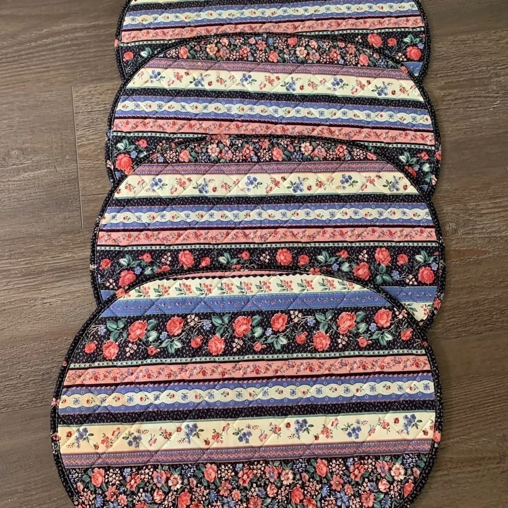 Floral Oval Placemats Set